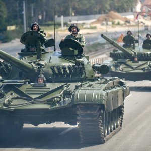 Tenk M-84
