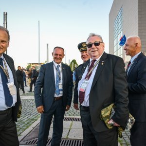 Vladimir Šeks, Alojz Tomašević (u pozadini)