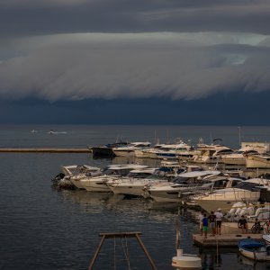 Dolazak olujnog nevremena nad Novalju