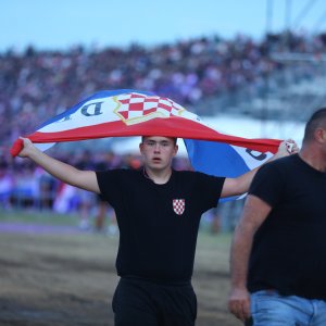 U iščekivanju Thompsonova koncerta