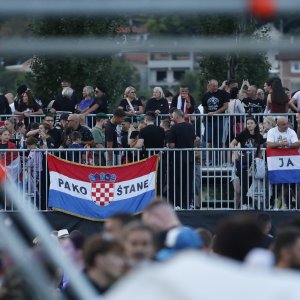 U iščekivanju Thompsonova koncerta
