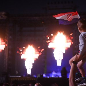 Obožavatelji čekaju Thompsonov koncert u Sinju
