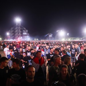 Obožavatelji čekaju Thompsonov koncert u Sinju
