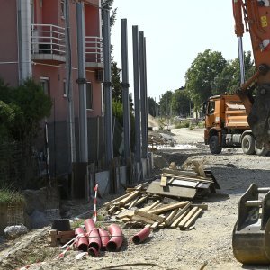 Radove na prosirenju i rekonstrukciji Sarajevske ceste i izgradnji tramvajske pruge