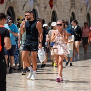 Street style izdanja u Zadru, Šibeniku i Dubrovniku