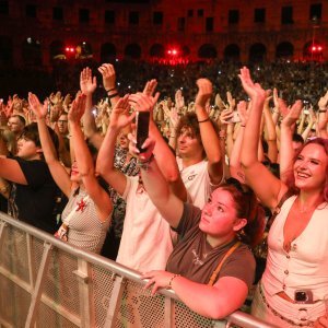 Koncert Plavog orkestra u pulskoj Areni