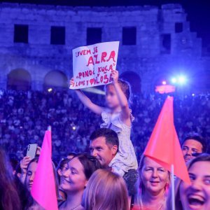 Koncert Plavog orkestra u pulskoj Areni