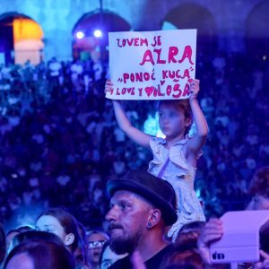 Koncert Plavog orkestra u pulskoj Areni