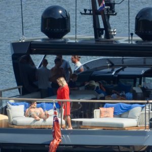 Geri Halliwell s obitelji na jahti u Hrvatskoj