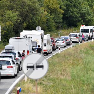 Prometna gužva na otoku Krku