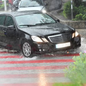 Jak pljusak iznenadio domaće i turiste na otoku Krku