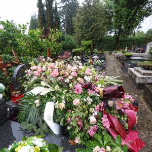 Na Mirogoju pokopana Gabi Novak uz Matiju, Arsena i svoju majku