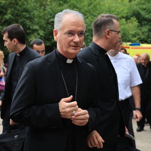 Ukop 814 žrtava Drugog svjetskog rata i poslijeratnog razdoblja ekshumiranih iz masovne grobnice jama Jazovka