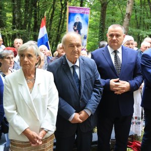 Ukop 814 žrtava Drugog svjetskog rata i poslijeratnog razdoblja ekshumiranih iz masovne grobnice jama Jazovka
