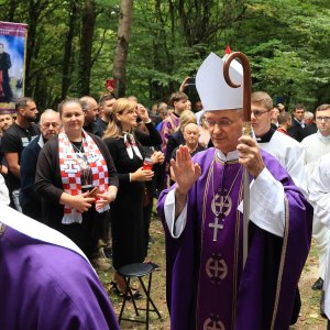 Ukop 814 žrtava Drugog svjetskog rata i poslijeratnog razdoblja ekshumiranih iz masovne grobnice jama Jazovka