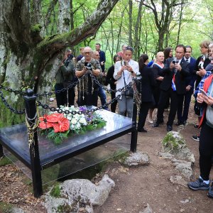 Ukop 814 žrtava Drugog svjetskog rata i poslijeratnog razdoblja ekshumiranih iz masovne grobnice jama Jazovka