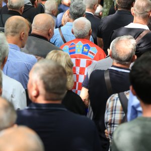 Ukop 814 žrtava Drugog svjetskog rata i poslijeratnog razdoblja ekshumiranih iz masovne grobnice jama Jazovka