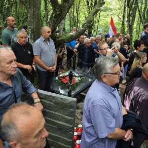 Ukop 814 žrtava Drugog svjetskog rata i poslijeratnog razdoblja ekshumiranih iz masovne grobnice jama Jazovka