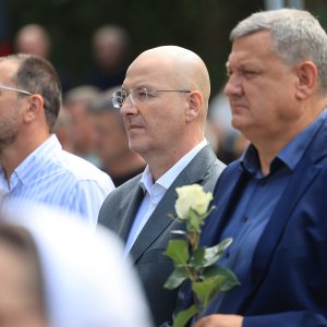 Ukop 814 žrtava Drugog svjetskog rata i poslijeratnog razdoblja ekshumiranih iz masovne grobnice jama Jazovka