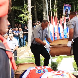 Ukop 814 žrtava Drugog svjetskog rata i poslijeratnog razdoblja ekshumiranih iz masovne grobnice jama Jazovka