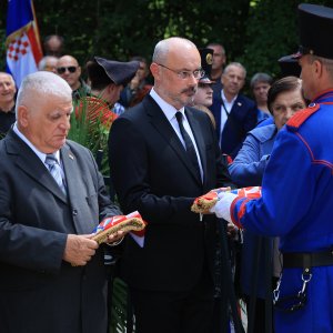 Ukop 814 žrtava Drugog svjetskog rata i poslijeratnog razdoblja ekshumiranih iz masovne grobnice jama Jazovka