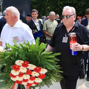 Ukop 814 žrtava Drugog svjetskog rata i poslijeratnog razdoblja ekshumiranih iz masovne grobnice jama Jazovka
