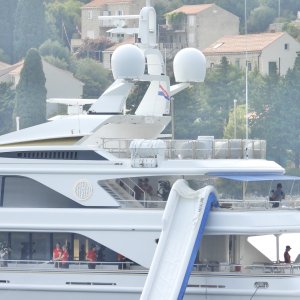 Poznata američka serija snima se na luksuznoj jahti kod Dubrovnika