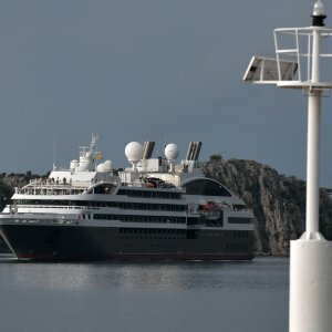 Kruzer L'Austral u Šibeniku