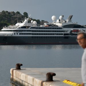 Kruzer L'Austral u Šibeniku