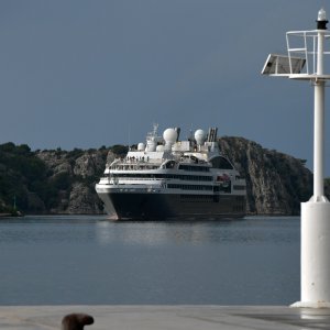 Kruzer L'Austral u Šibeniku