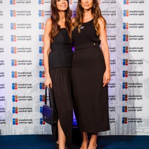 Aleksandra Dojčinović sa sestrom Snježanom Jurić