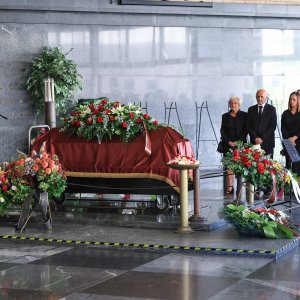 Posljedni ispraćaj novinara Roberta Valdeca