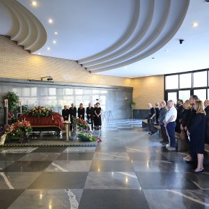 Posljedni ispraćaj novinara Roberta Valdeca