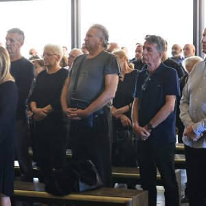 Posljedni ispraćaj novinara Roberta Valdeca