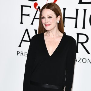 Evo zašto je rumenilo (ali ne bilo kakvo) najbolji beauty saveznik žena u zrelijim godinama