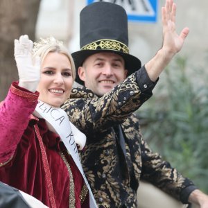 Održan Kambelovski krnjeval i zapaljen krnje 'Yugo'