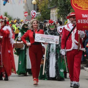 Održan Kambelovski krnjeval i zapaljen krnje 'Yugo'