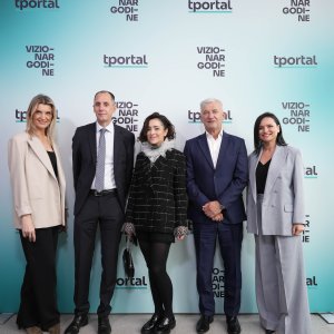 Dijana Suton, Siniša Đuranović, Zrinka Cvitešić, Marko Pipunić, Mirela Hegediš Horvat