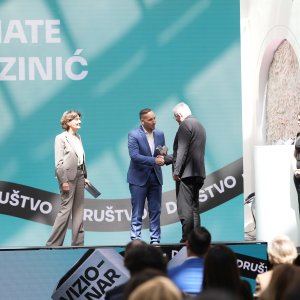Martina Dalić, Ivan Bartulović, Mate Uzinić