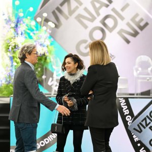 Silvijo Škrlec, Zrinka Cvitešić, Antonija Mandić