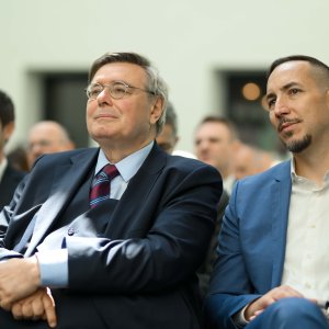 Pascal Hektor, Ivan Bartulović