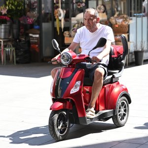 Nenad Stazić