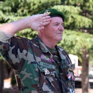 Diljem Hrvatske položeni vijenci i zapaljene svijeće povodom obljetnice Oluje