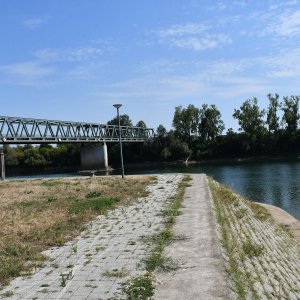 Slavonski Brod: Savu dijeli dvadesetak centimetara od najnižeg zabilježenog vodostaja