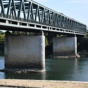 Slavonski Brod: Savu dijeli dvadesetak centimetara od najnižeg zabilježenog vodostaja
