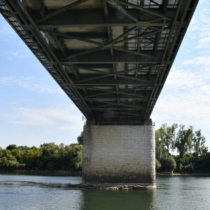 Slavonski Brod: Savu dijeli dvadesetak centimetara od najnižeg zabilježenog vodostaja