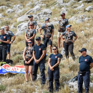 Na Kornatima obilježena 19. godišnjica tragedije u kojoj je poginulo 12 vatrogasaca