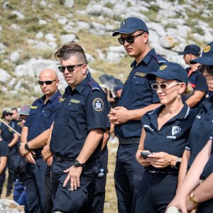 Na Kornatima obilježena 19. godišnjica tragedije u kojoj je poginulo 12 vatrogasaca