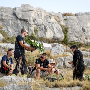 Na Kornatima obilježena 19. godišnjica tragedije u kojoj je poginulo 12 vatrogasaca