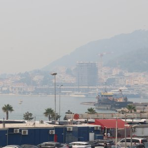Split prekriven dimom zbog požara kod Tomislavgrada
